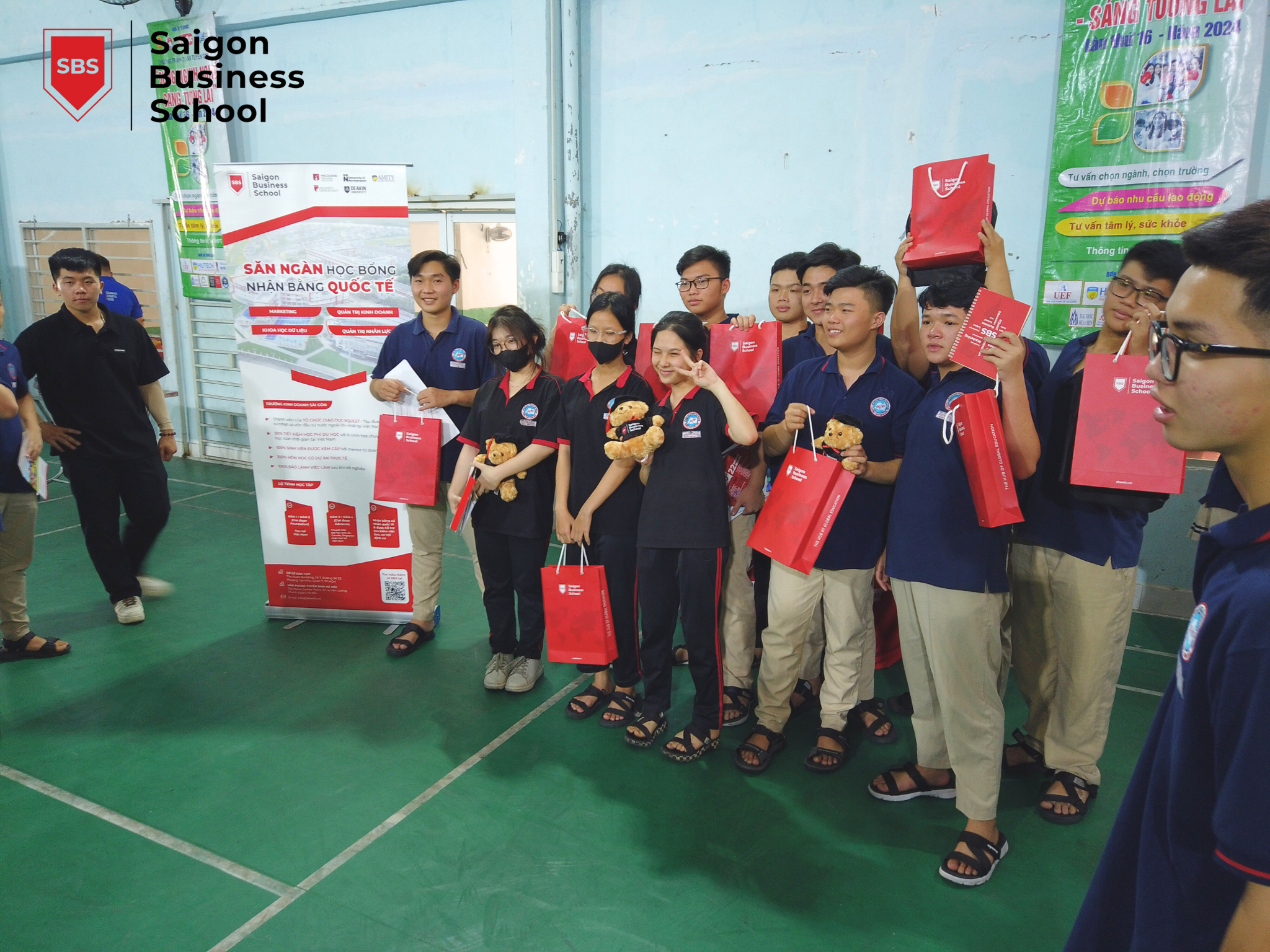 CÙNG SBS THAM GIA NGÀY HỘI TƯ VẤN TUYỂN SINH NĂM 2024 TẠI TRƯỜNG THPT MINH ĐỨC