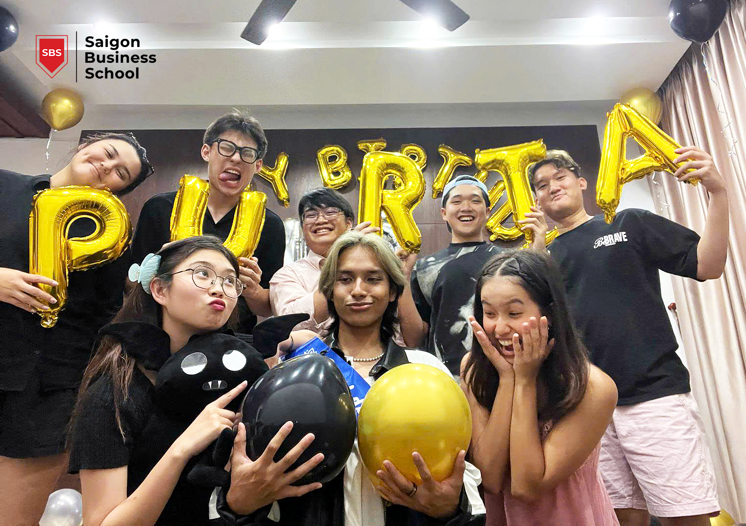 Singaporean Students' Unique 5-Month Internship Experience in Ho Chi Minh City